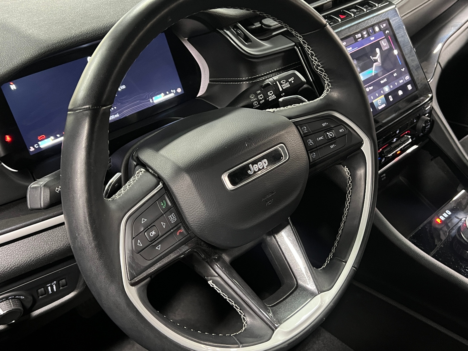 Thumbnail: 2021 Jeep Grand Cherokee L - 4