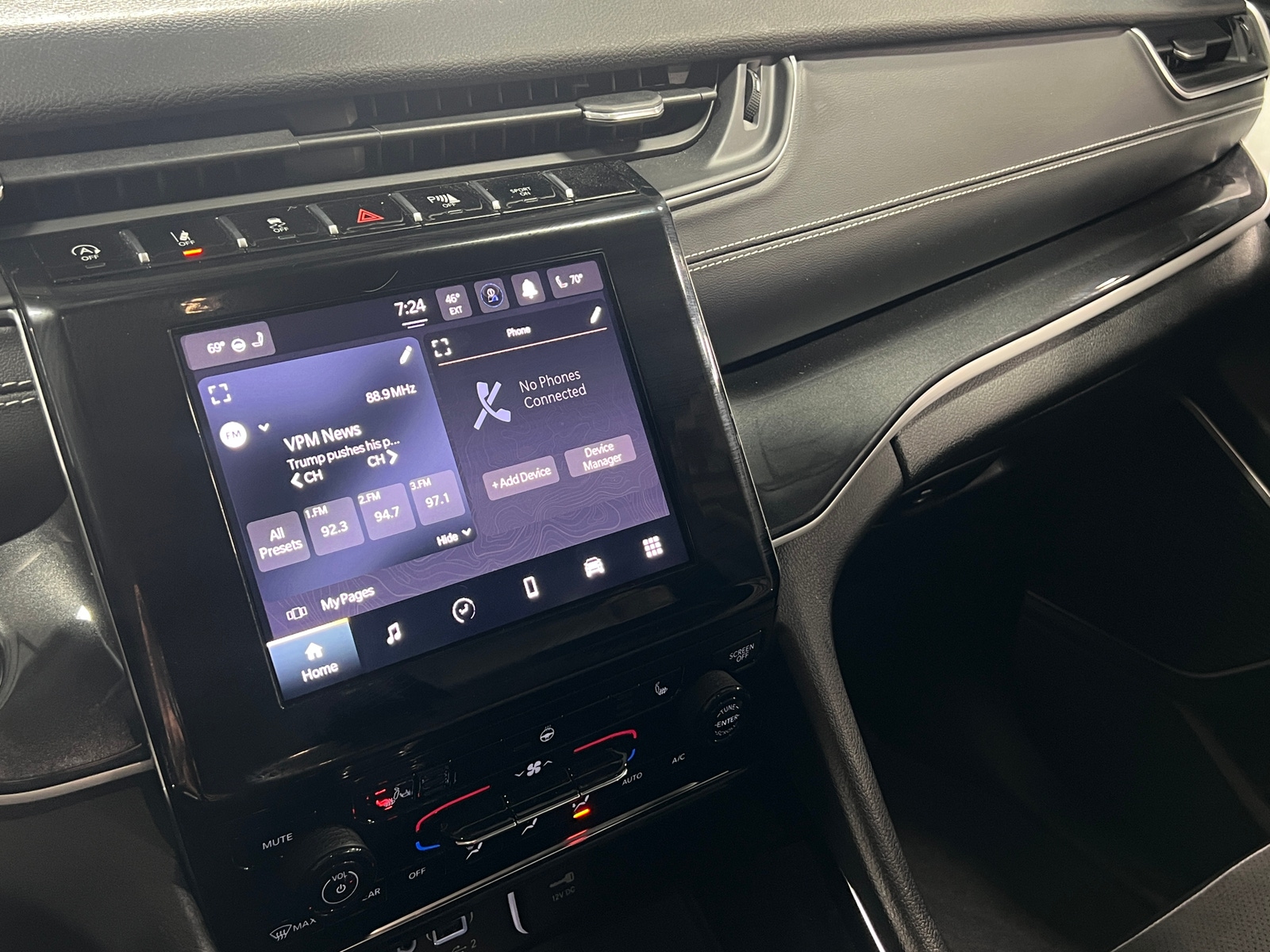 Thumbnail: 2021 Jeep Grand Cherokee L - 3