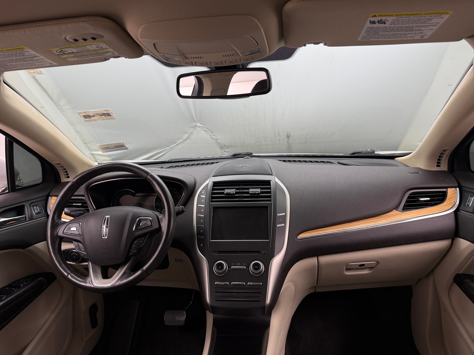 Thumbnail: 2016 Lincoln MKC - 2