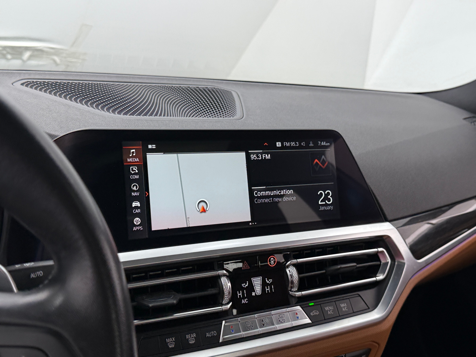 Thumbnail: 2019 BMW 3 Series - 3