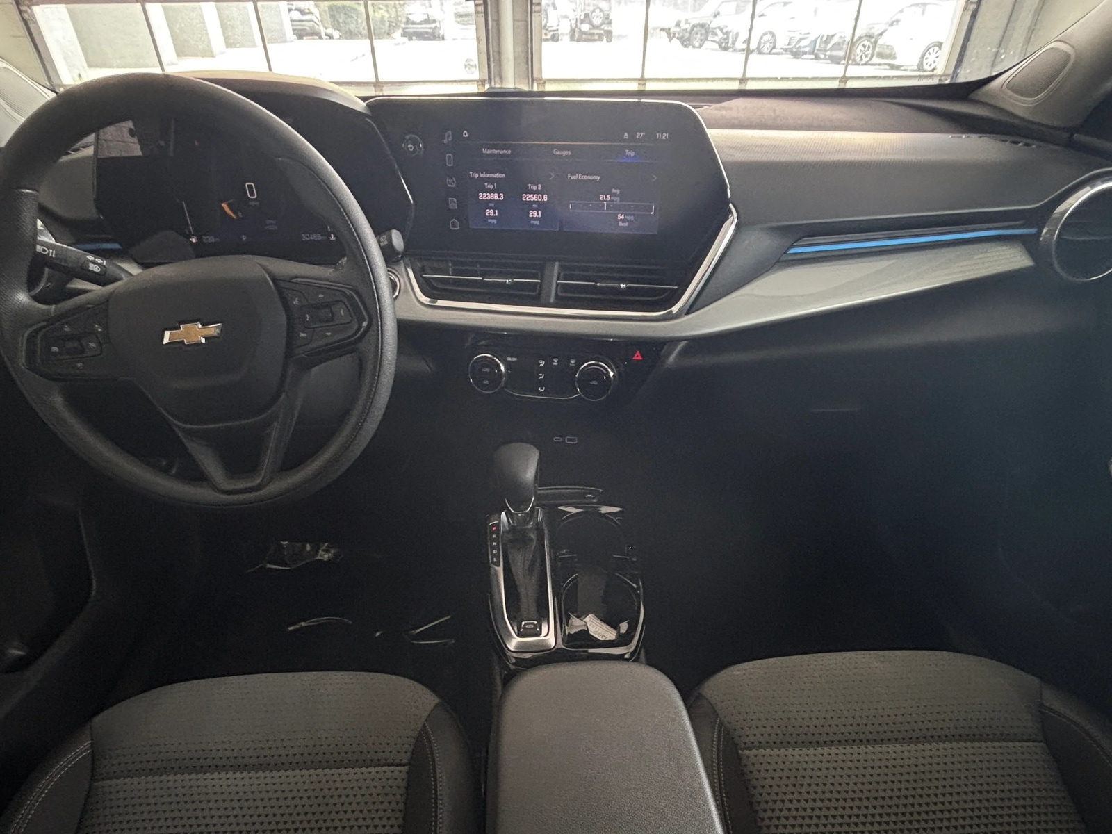 Thumbnail: 2025 Chevrolet Trax - 3