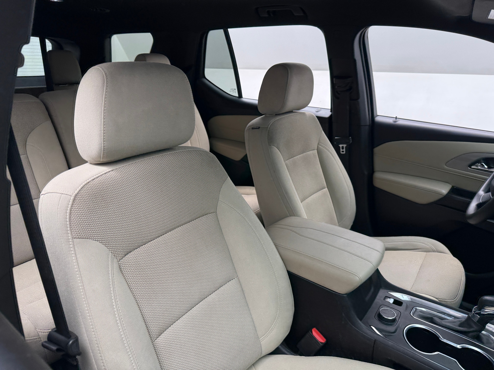 Thumbnail: 2022 Chevrolet Traverse - 2