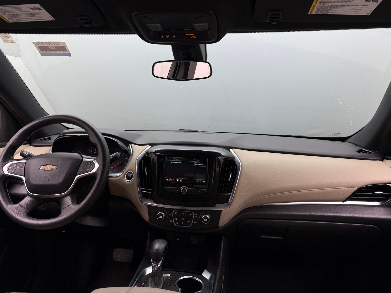 Thumbnail: 2022 Chevrolet Traverse - 3