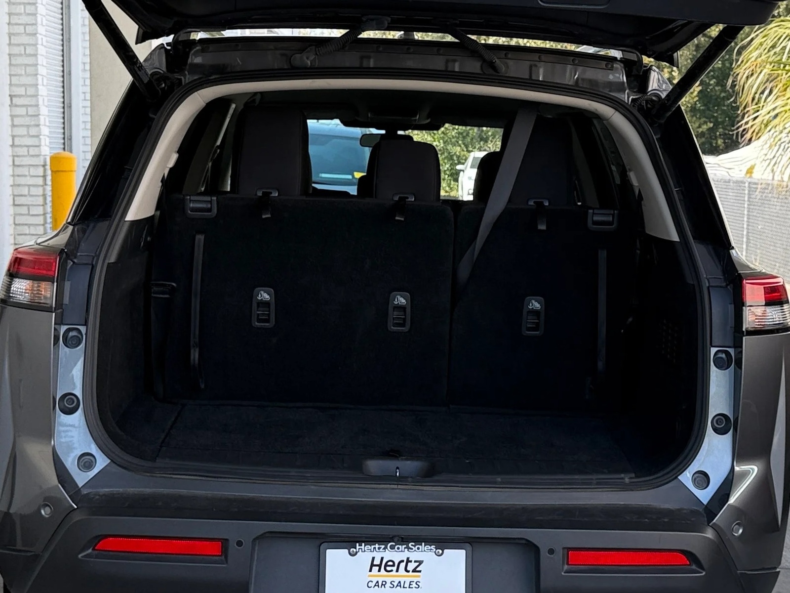 Thumbnail: 2025 Nissan Pathfinder - 6