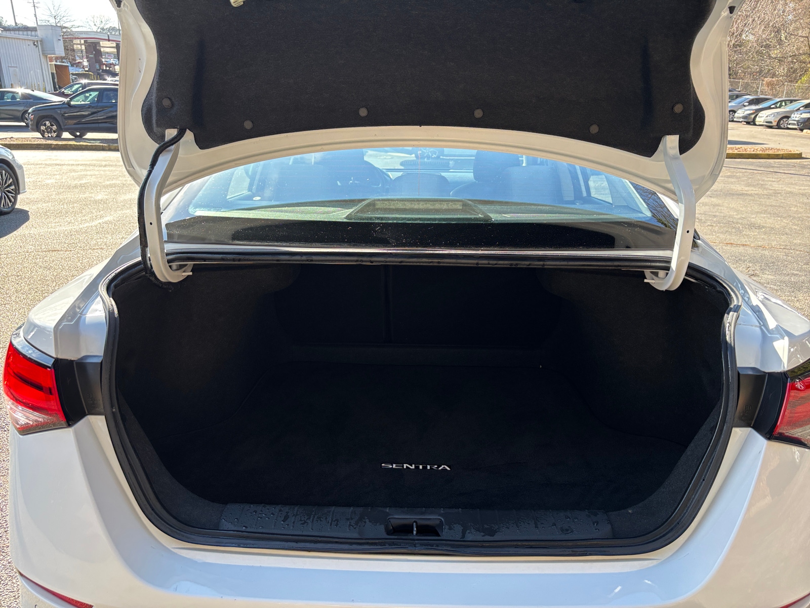 Thumbnail: 2025 Nissan Sentra - 6