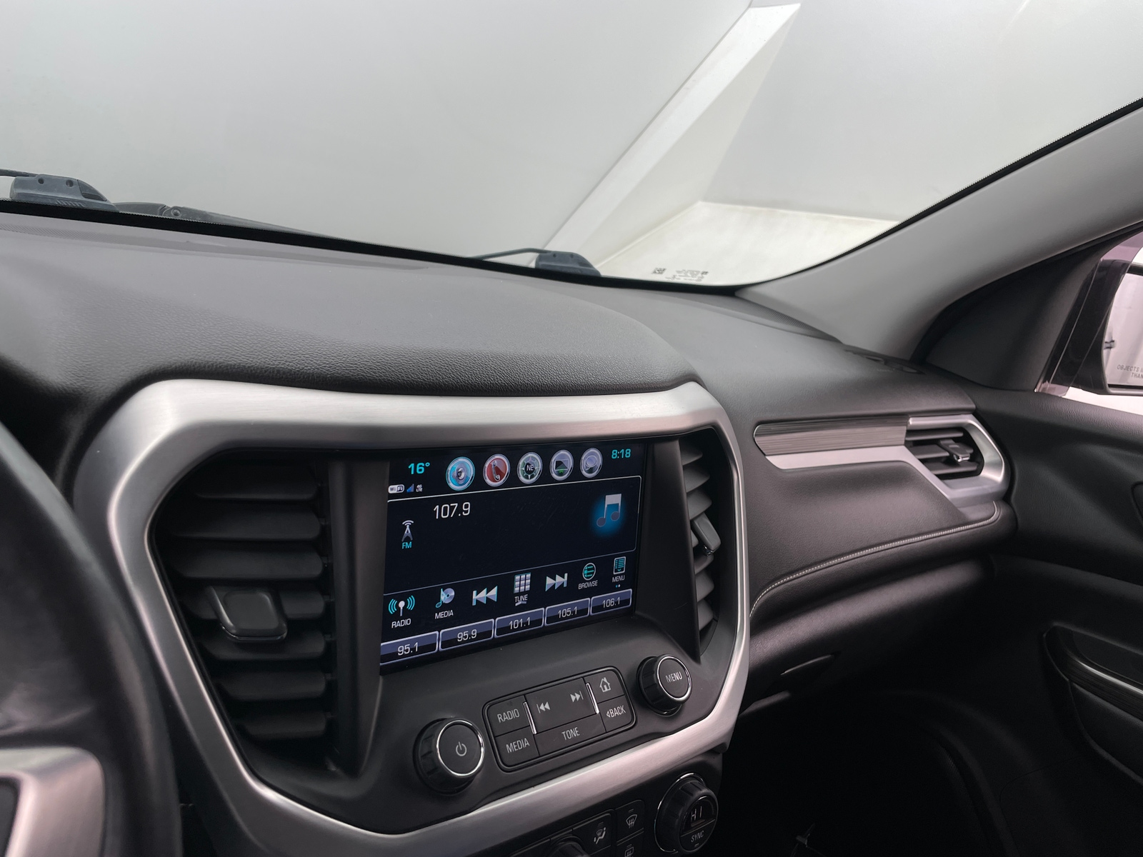 Thumbnail: 2019 GMC Acadia - 3