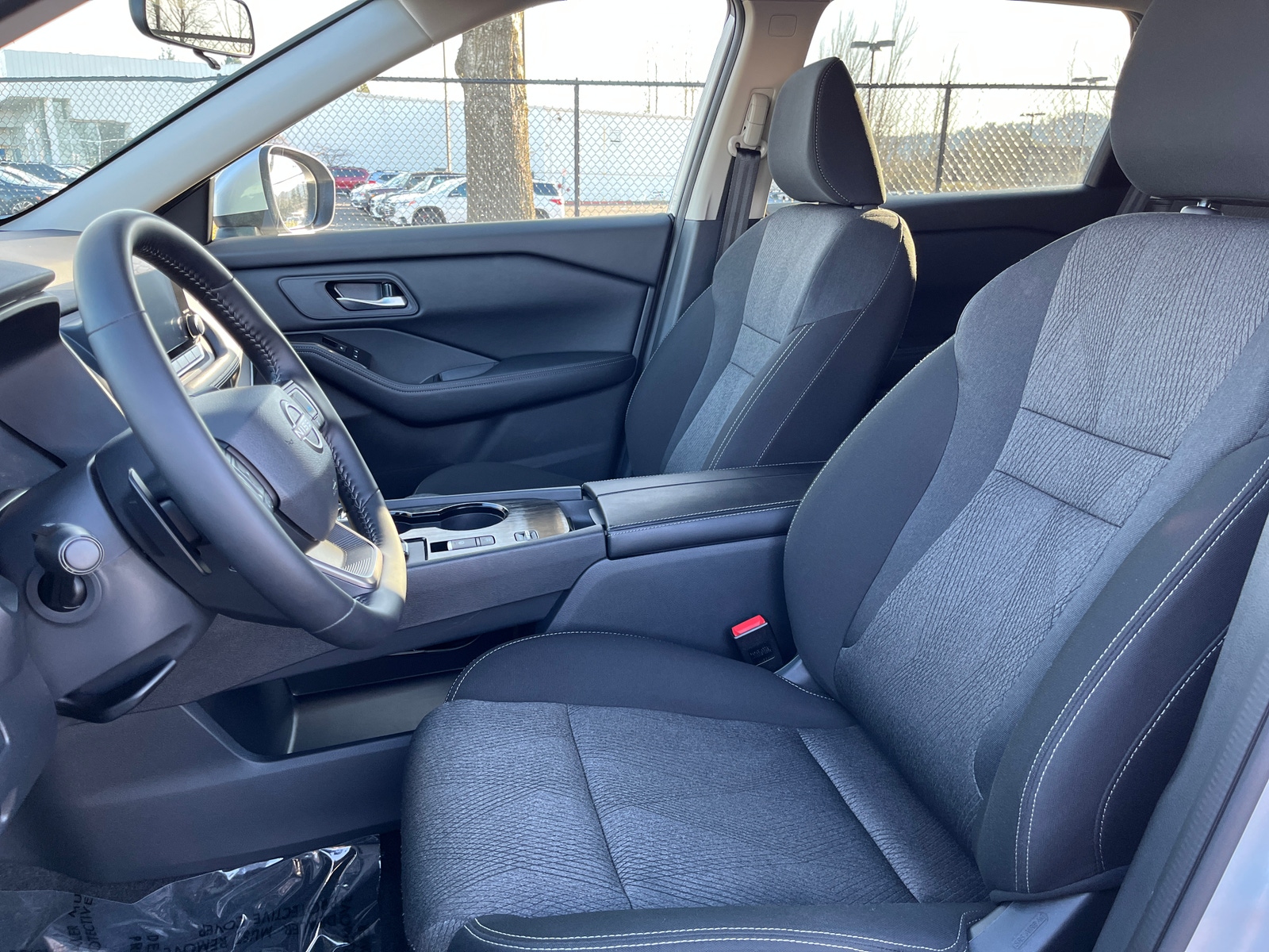 Thumbnail: 2025 Nissan Rogue - 2