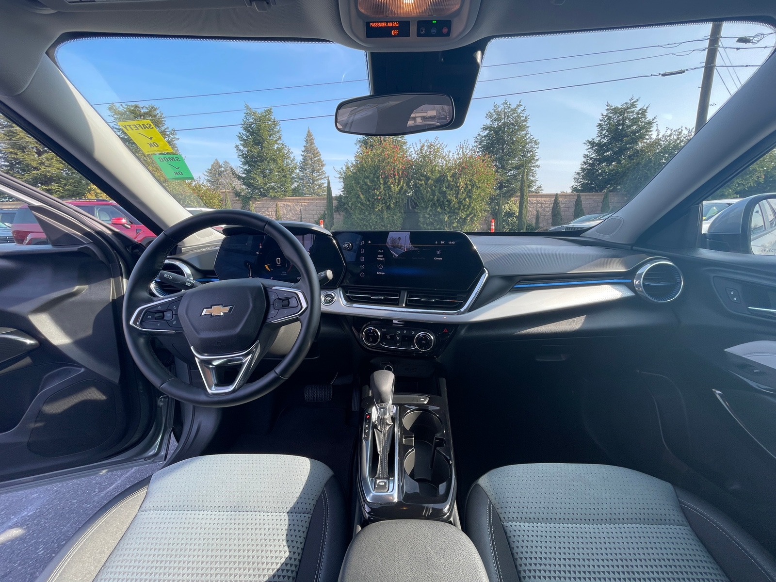 Thumbnail: 2025 Chevrolet Trax - 3