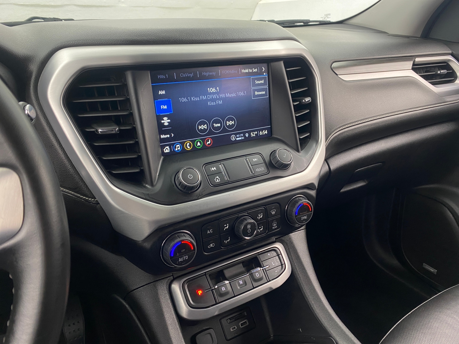 Thumbnail: 2023 GMC Acadia - 3