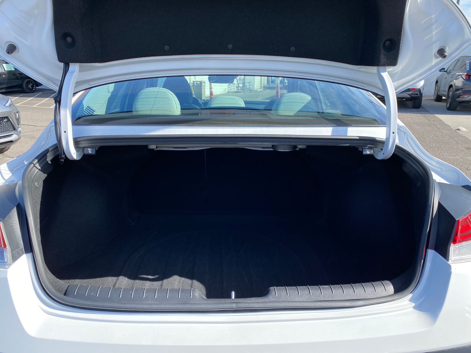 Thumbnail: 2025 Hyundai Elantra - 6