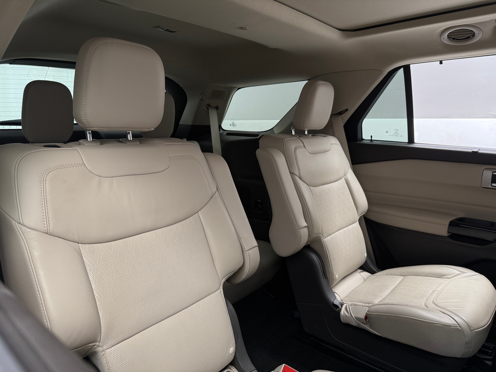 Thumbnail: 2023 Ford Explorer - 5