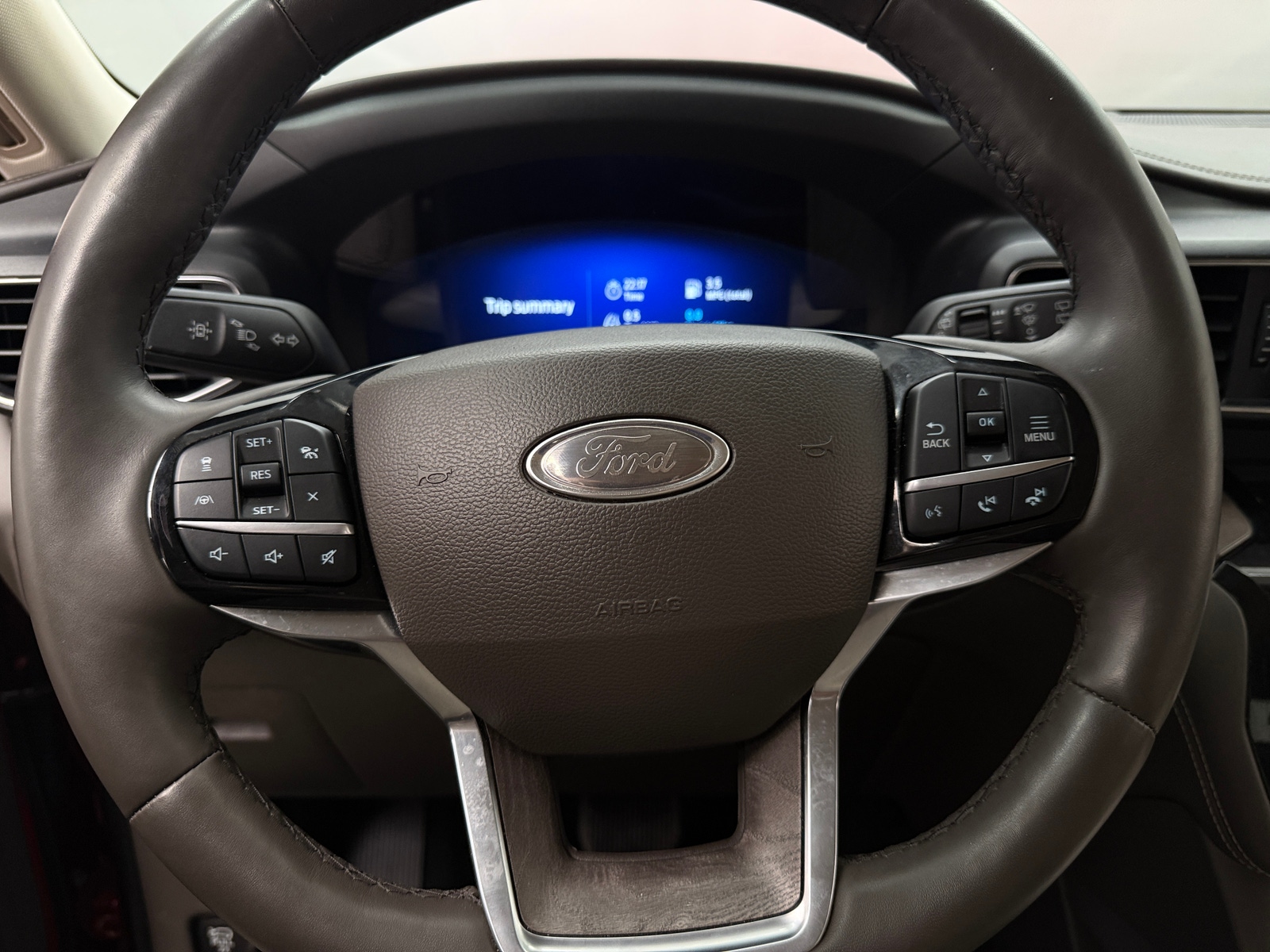 Thumbnail: 2023 Ford Explorer - 4