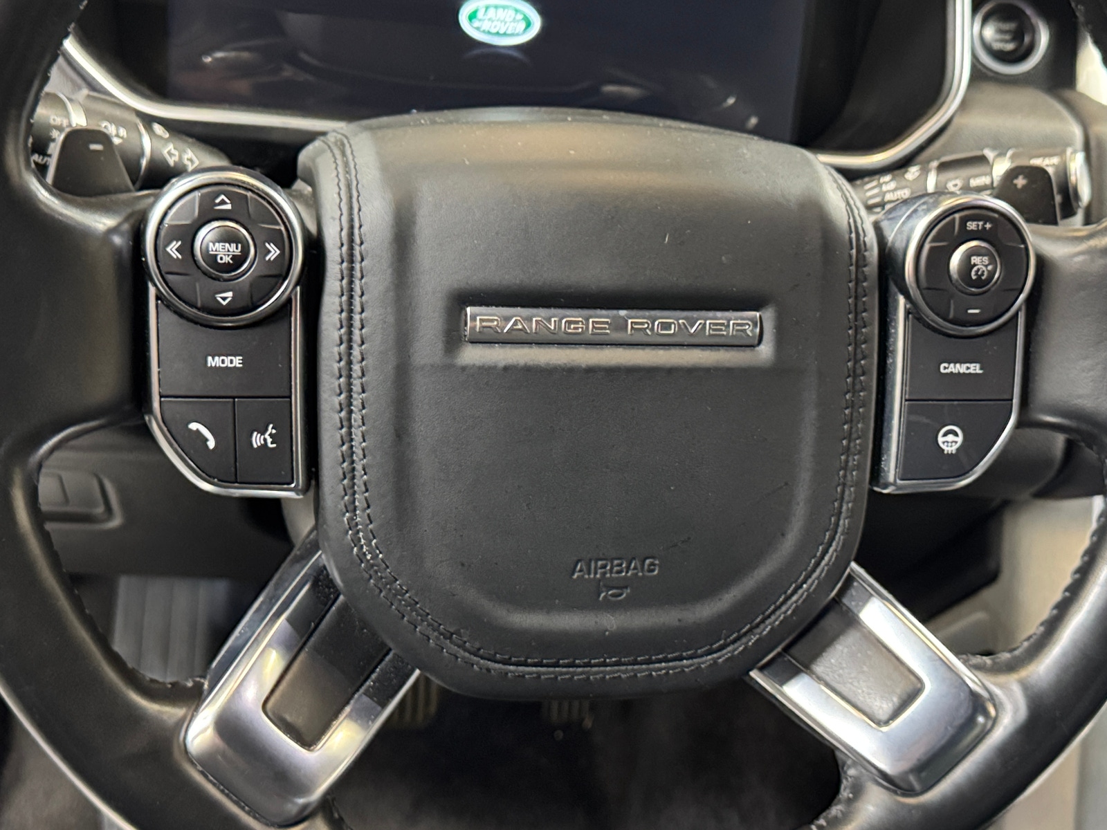 Thumbnail: 2016 Land Rover Range Rover - 4