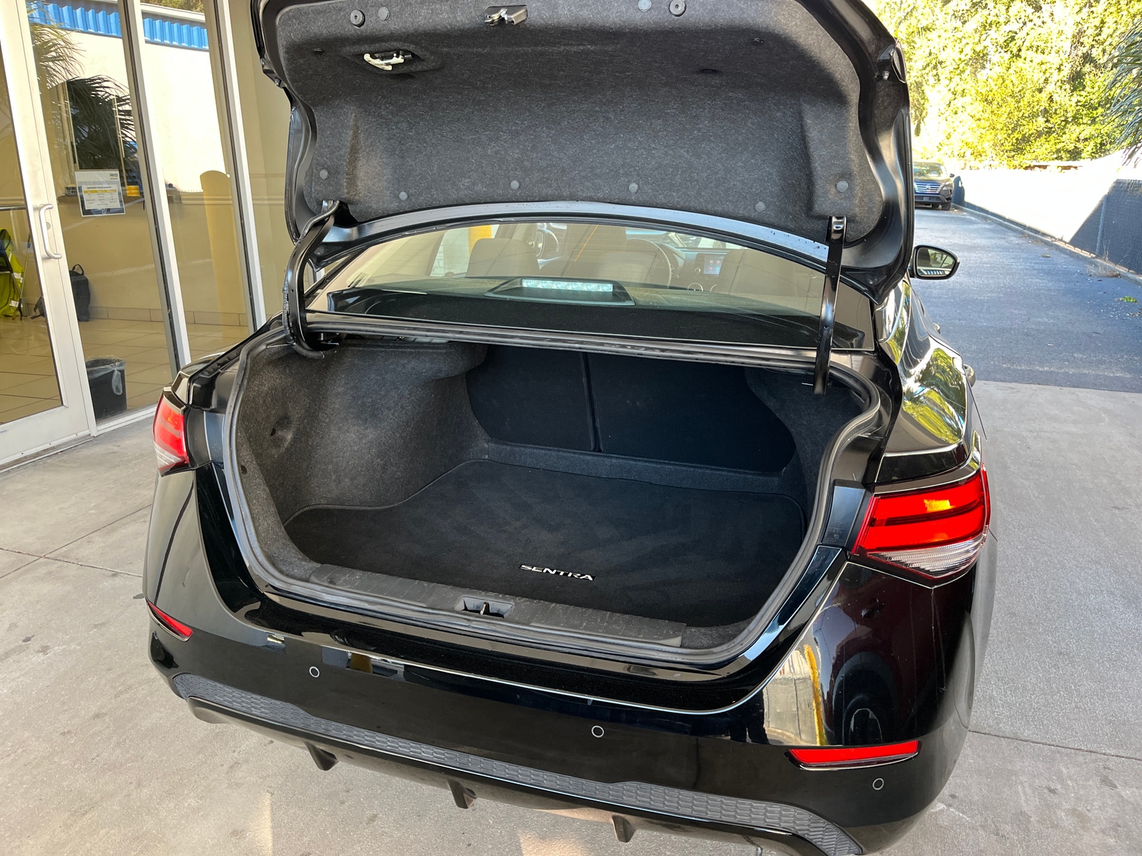 Thumbnail: 2025 Nissan Sentra - 6