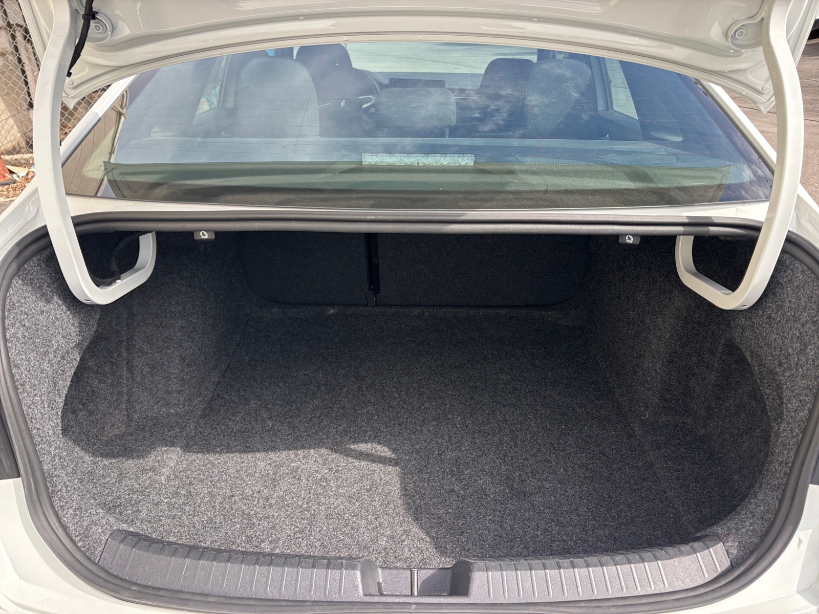 Thumbnail: 2025 Volkswagen Jetta - 6