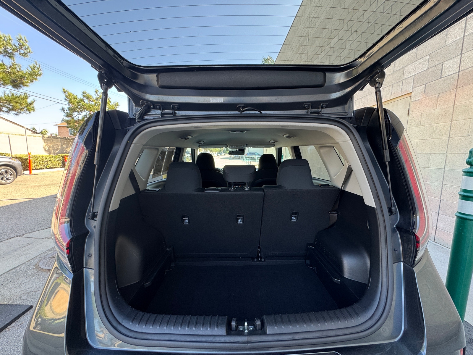 Thumbnail: 2025 Kia Soul - 6