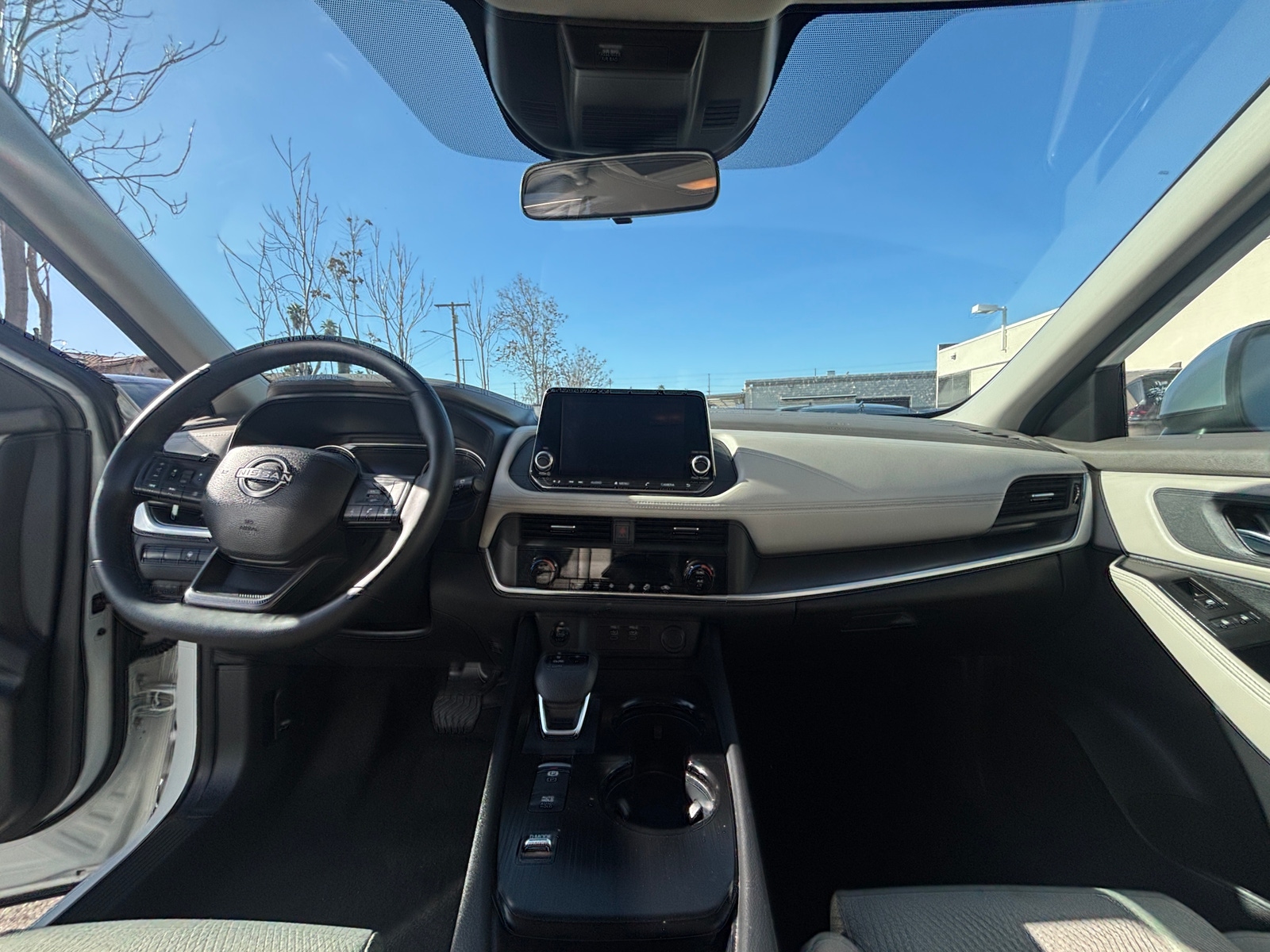 Thumbnail: 2025 Nissan Rogue - 3