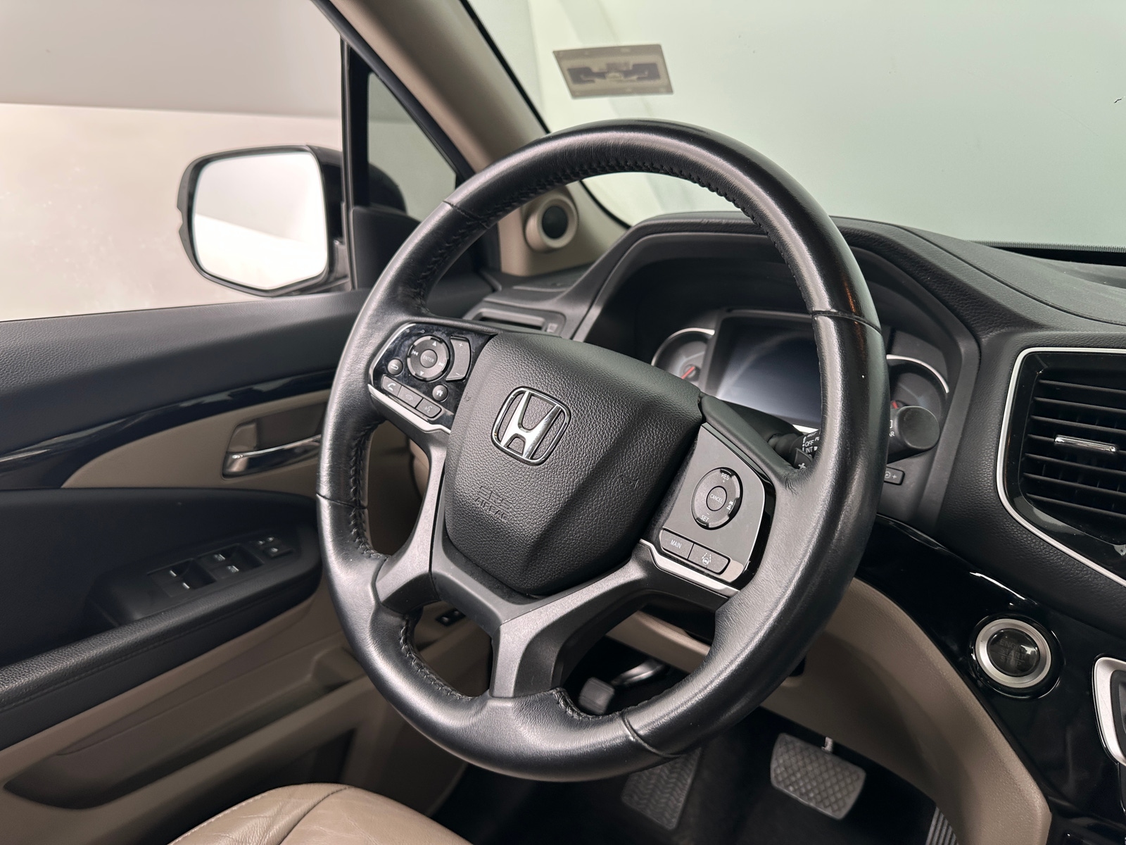 Thumbnail: 2022 Honda Pilot - 4