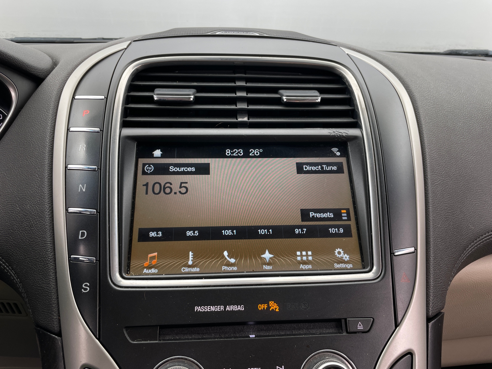 Thumbnail: 2017 Lincoln MKX - 3