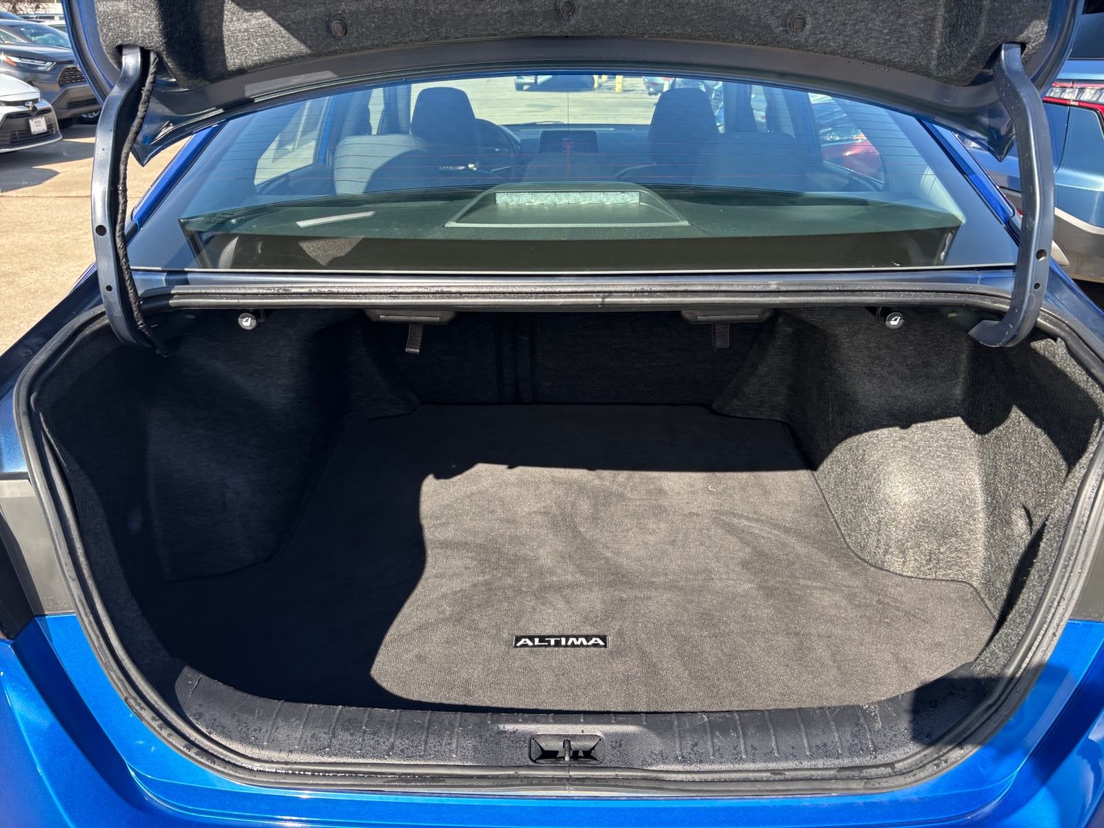 Thumbnail: 2025 Nissan Altima - 6