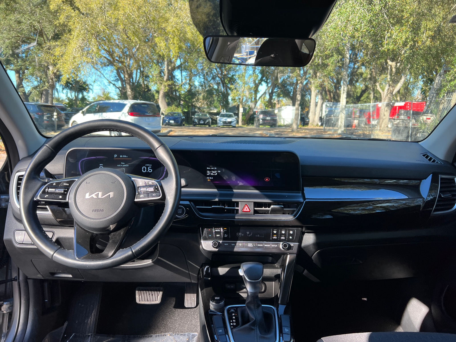 Thumbnail: 2025 Kia Seltos - 3