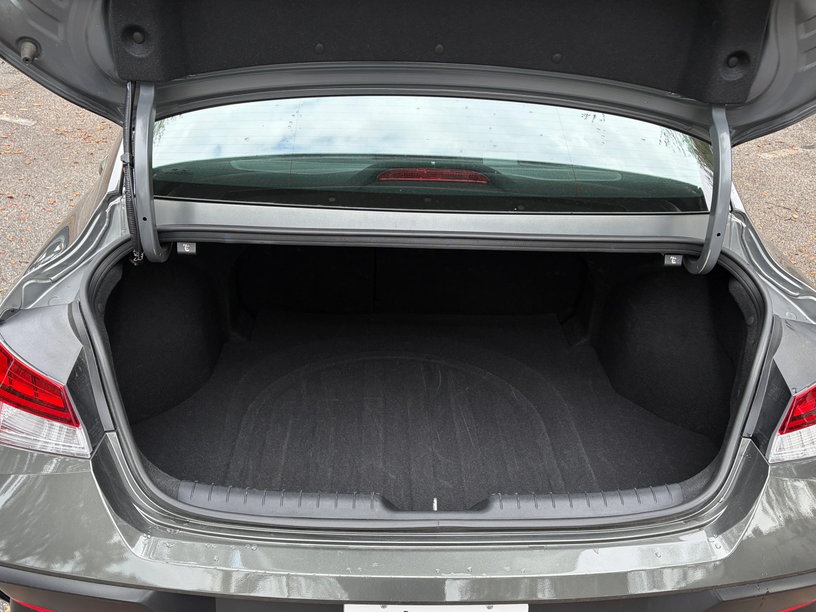 Thumbnail: 2025 Hyundai Elantra - 4