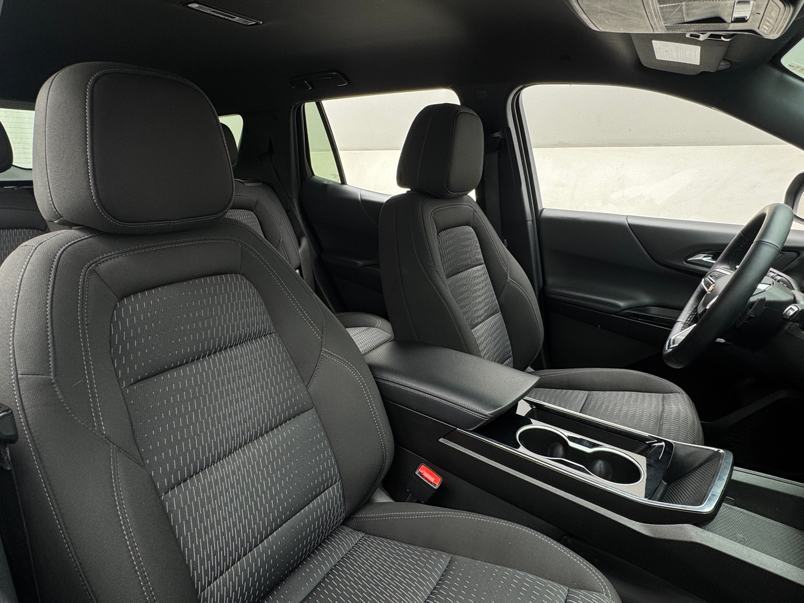 Thumbnail: 2025 Chevrolet Equinox - 2