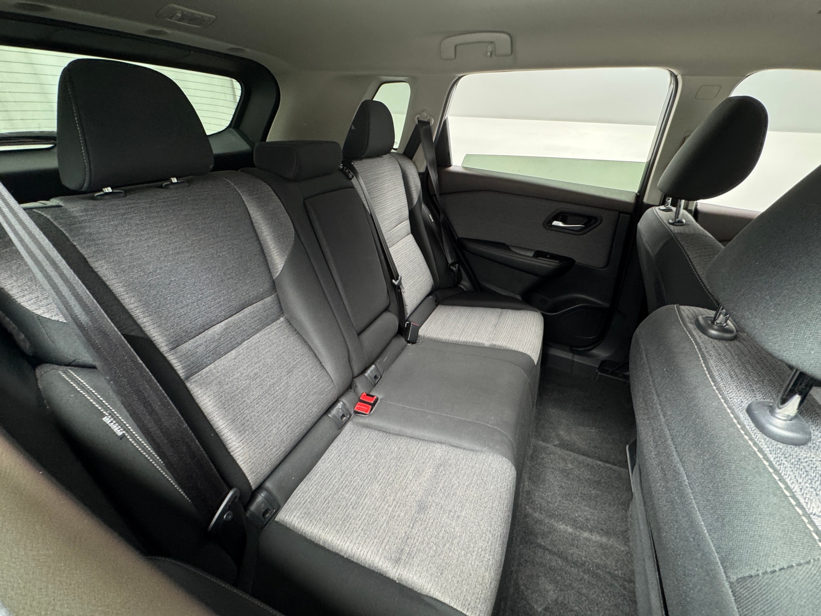 Thumbnail: 2023 Nissan Rogue - 6