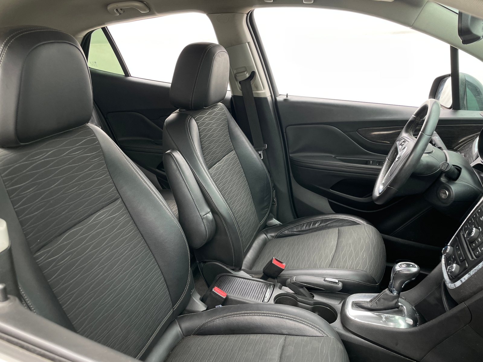 Thumbnail: 2016 Buick Encore - 2