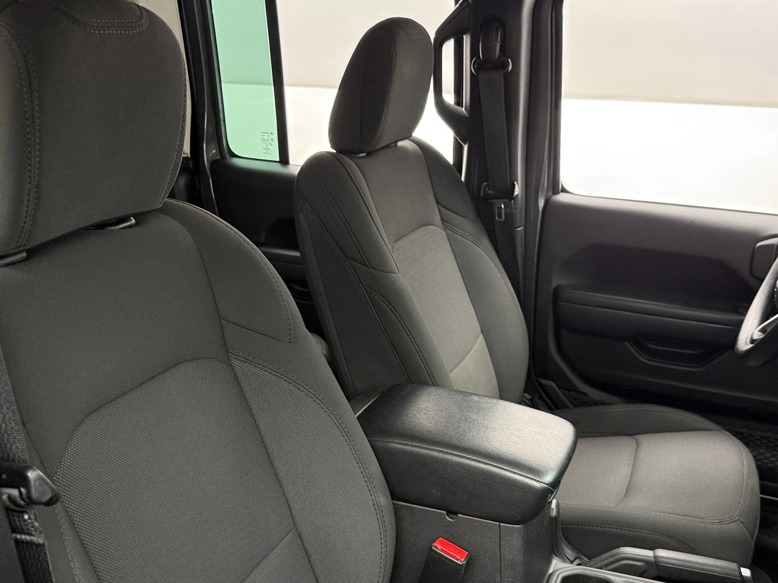 Thumbnail: 2023 Jeep Gladiator - 2