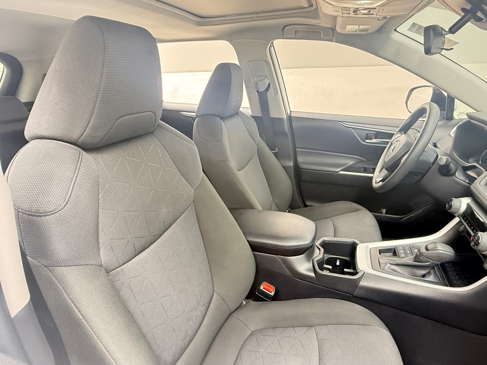 Thumbnail: 2025 Toyota RAV4 - 2