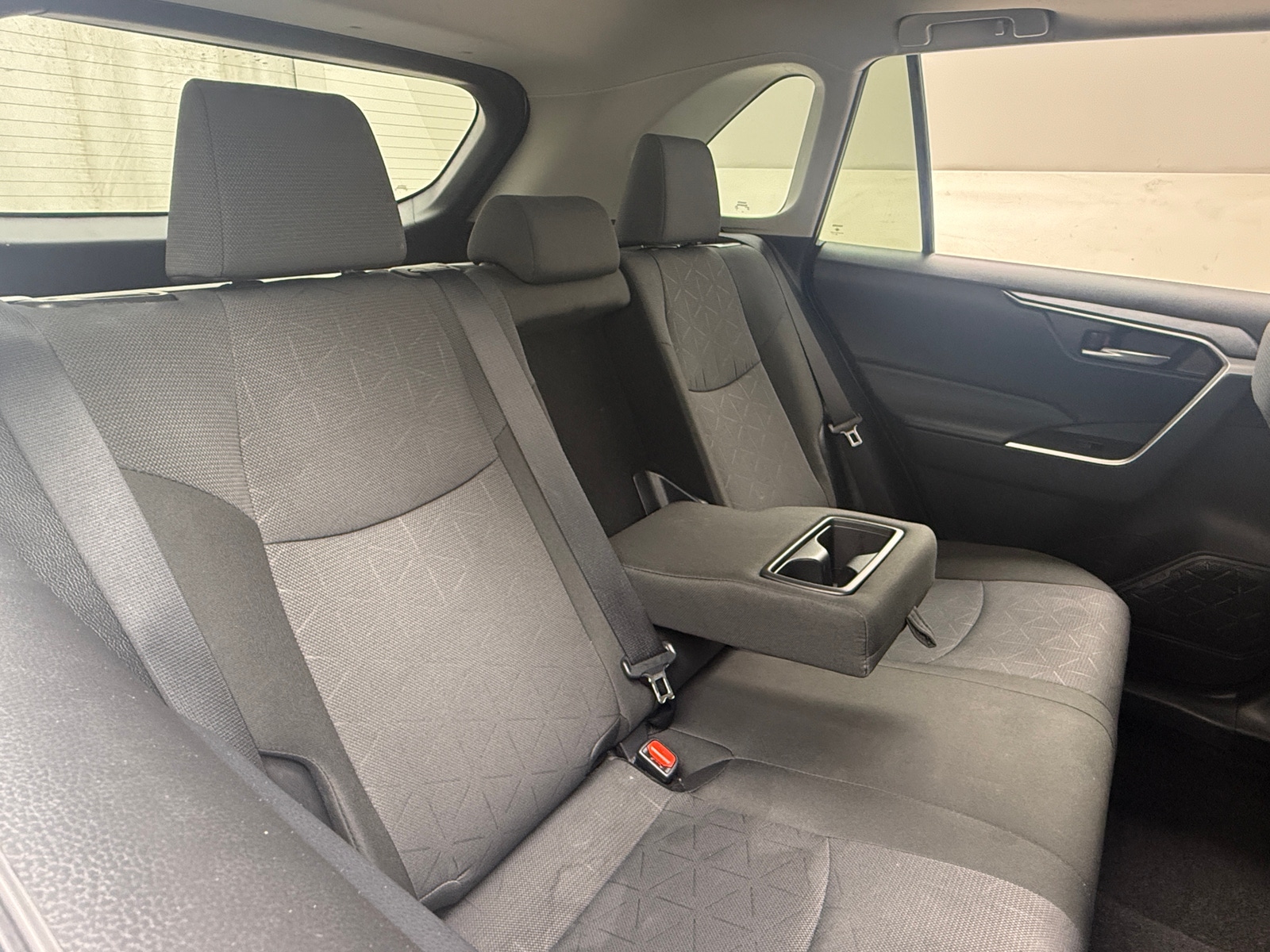 Thumbnail: 2025 Toyota RAV4 - 6