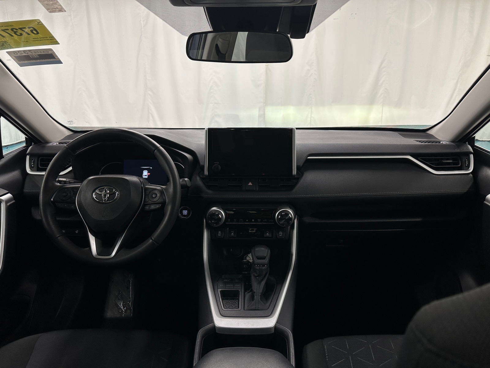 Thumbnail: 2025 Toyota RAV4 - 3