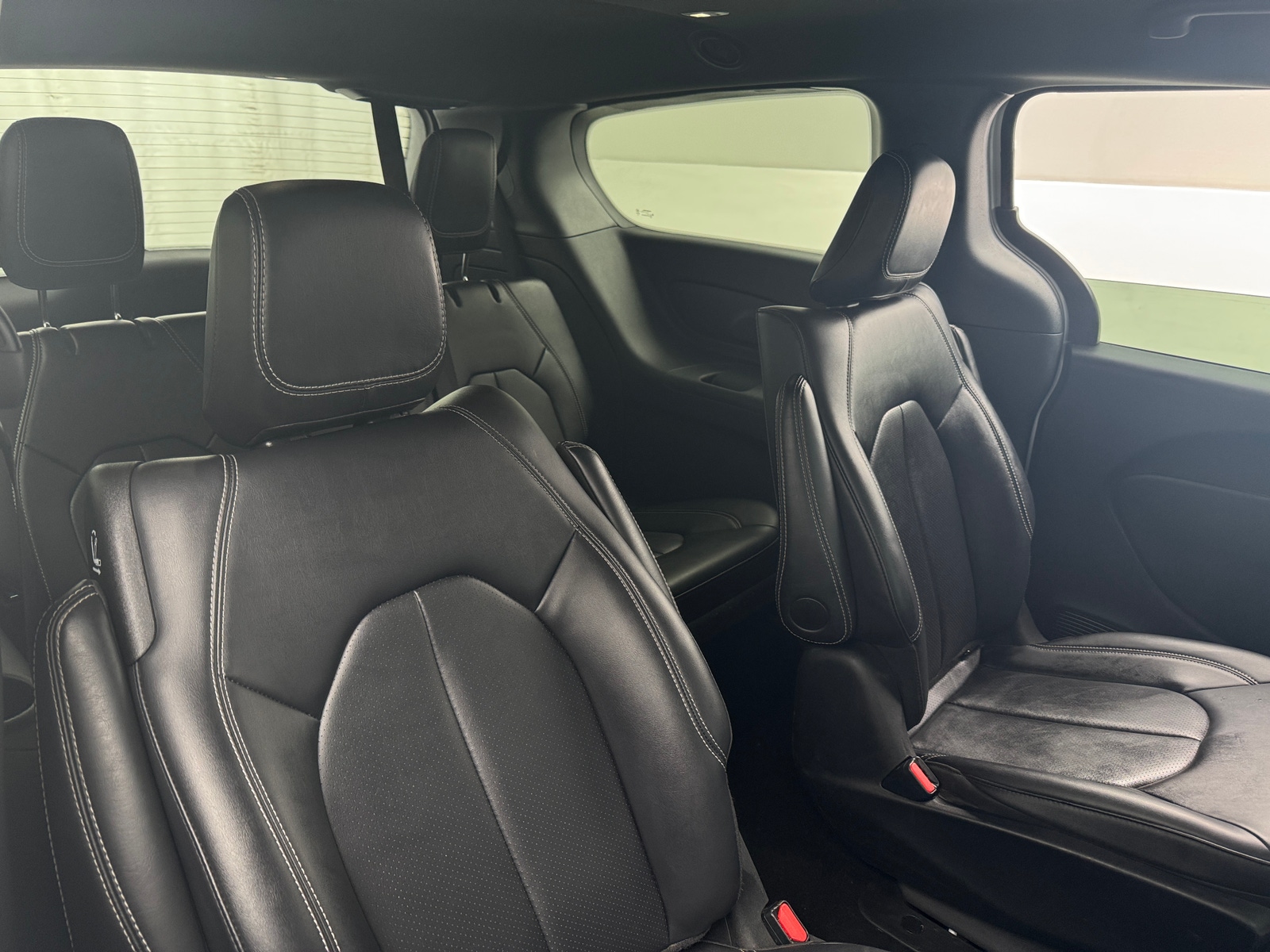 Thumbnail: 2024 Chrysler Pacifica - 5