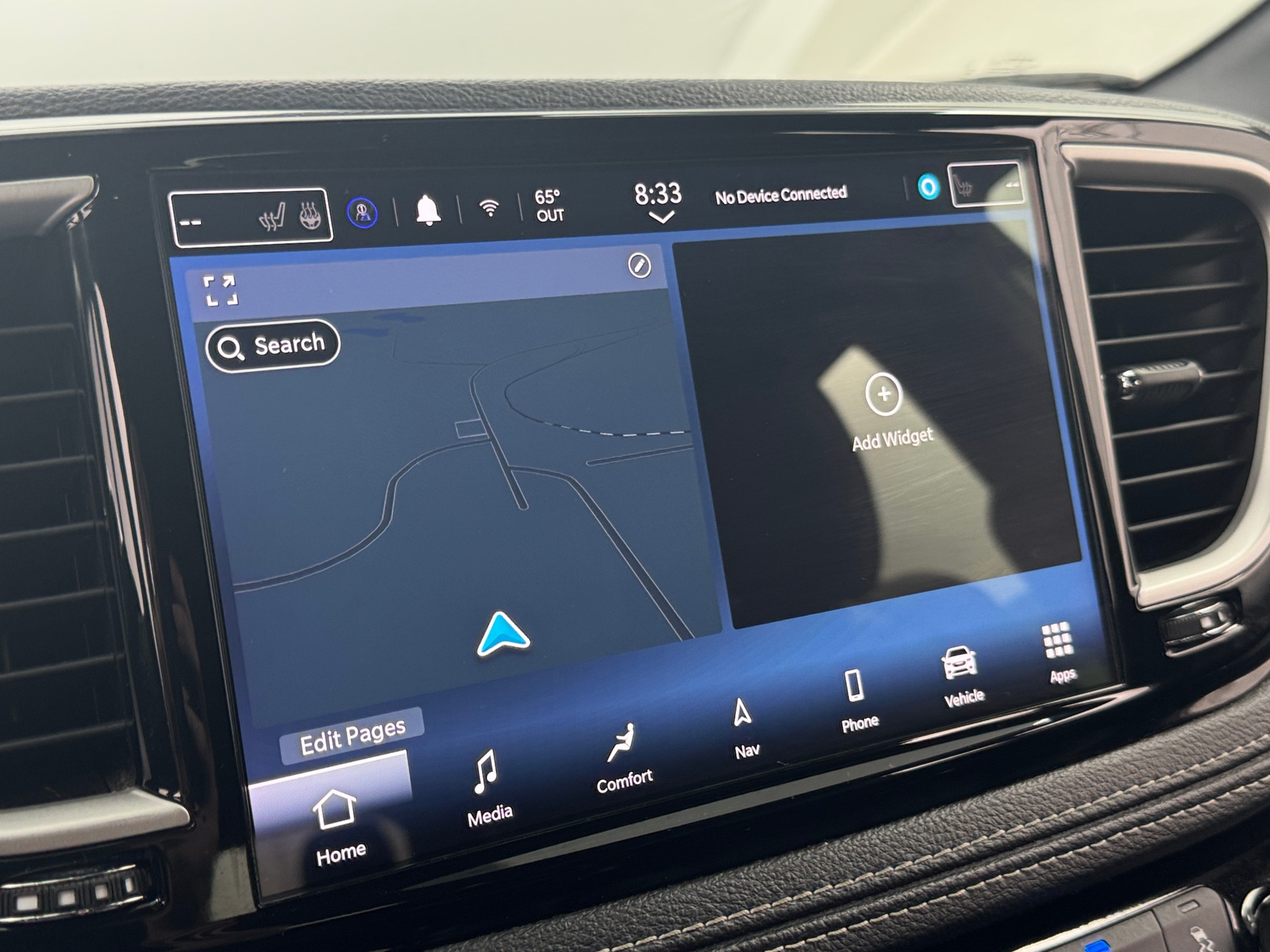 Thumbnail: 2024 Chrysler Pacifica - 3