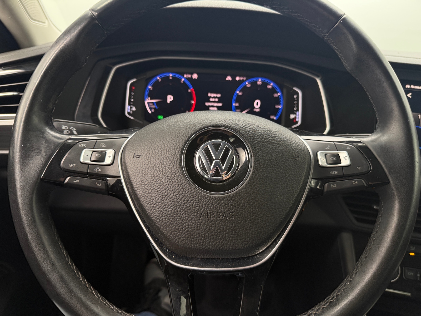 Thumbnail: 2019 Volkswagen Jetta - 4