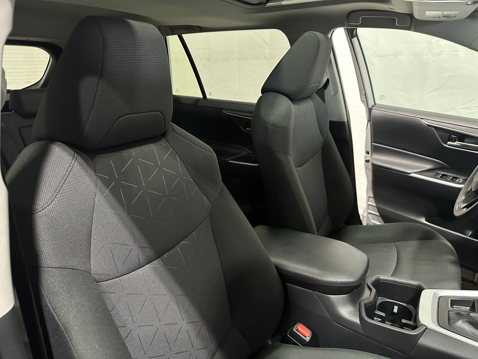 Thumbnail: 2025 Toyota RAV4 - 2