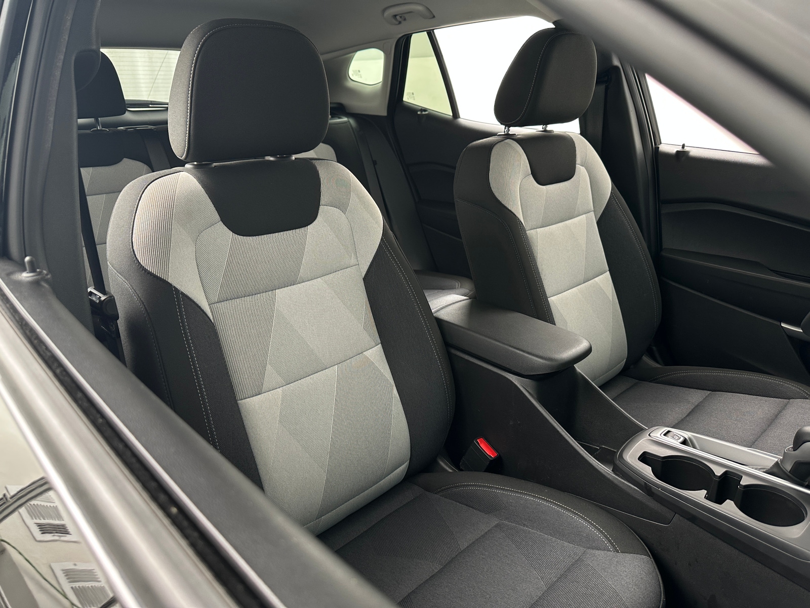 Thumbnail: 2025 Chevrolet Trax - 2