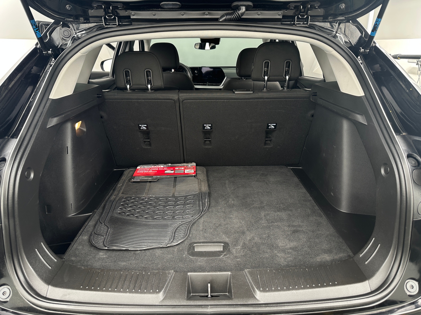 Thumbnail: 2025 Chevrolet Trax - 7