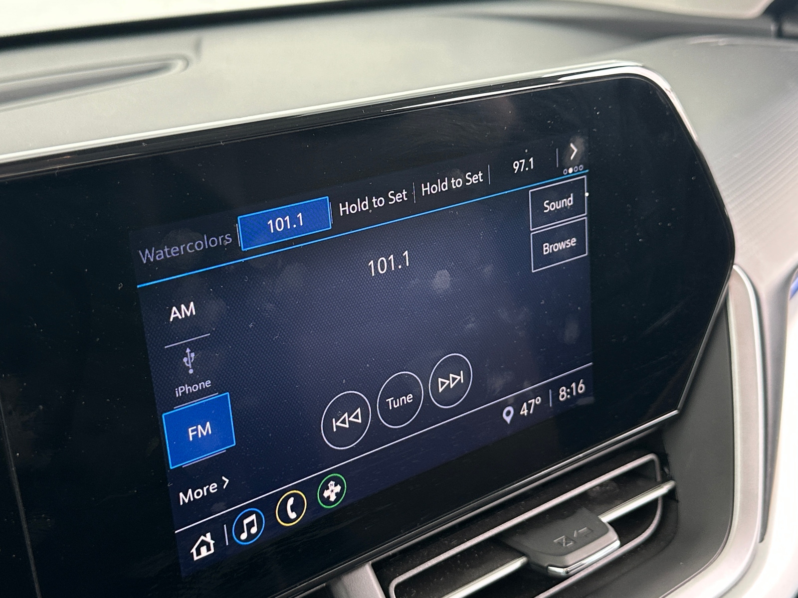 Thumbnail: 2025 Chevrolet Trax - 4