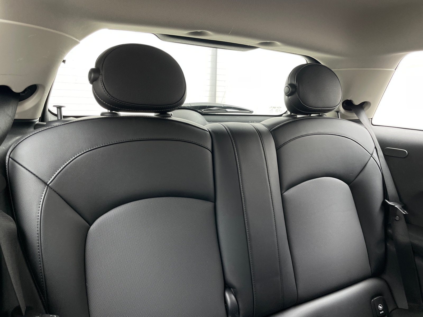 Thumbnail: 2015 MINI Cooper Hardtop - 4