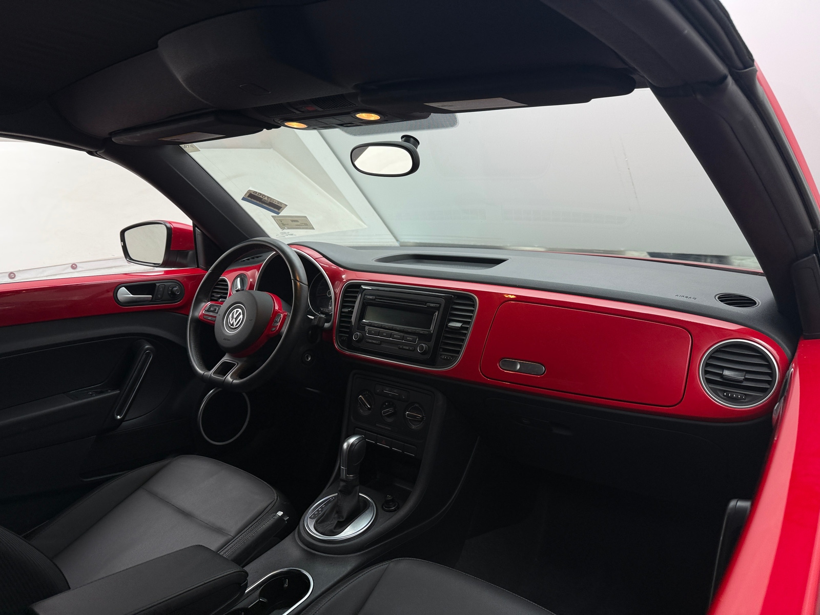 Thumbnail: 2015 Volkswagen Beetle - 2