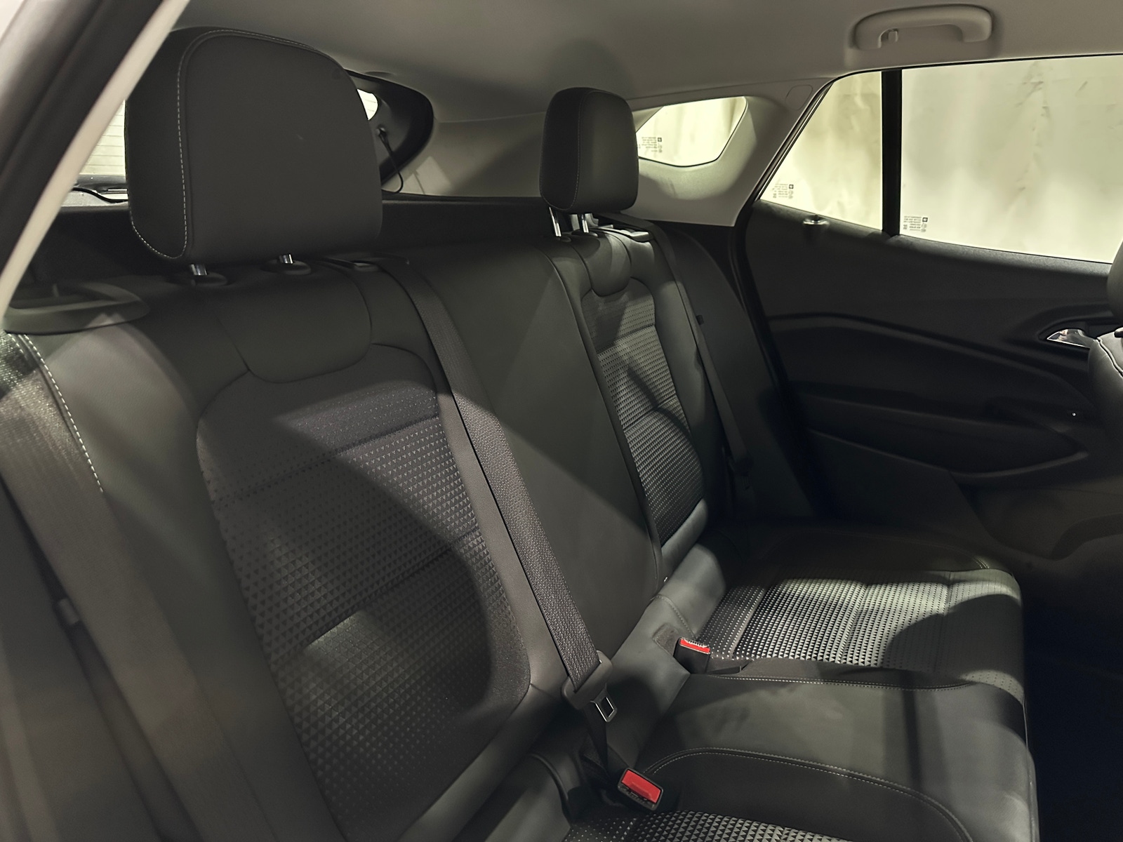 Thumbnail: 2025 Chevrolet Trax - 6