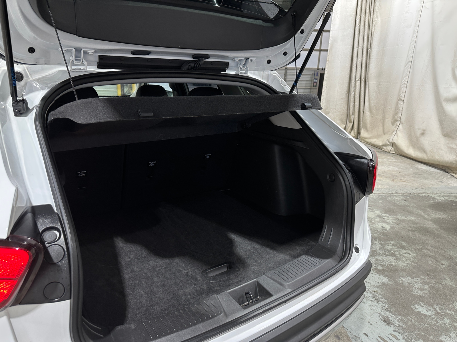 Thumbnail: 2025 Chevrolet Trax - 7