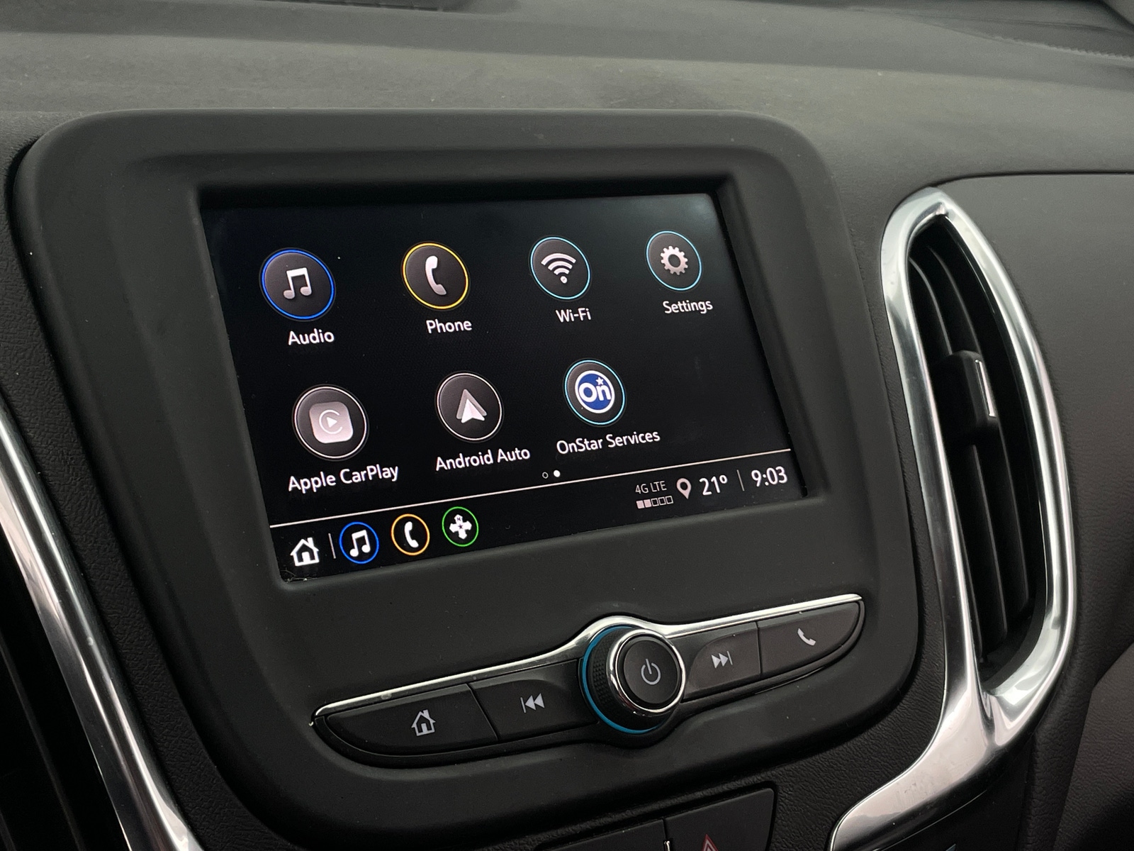 Thumbnail: 2023 Chevrolet Equinox - 4