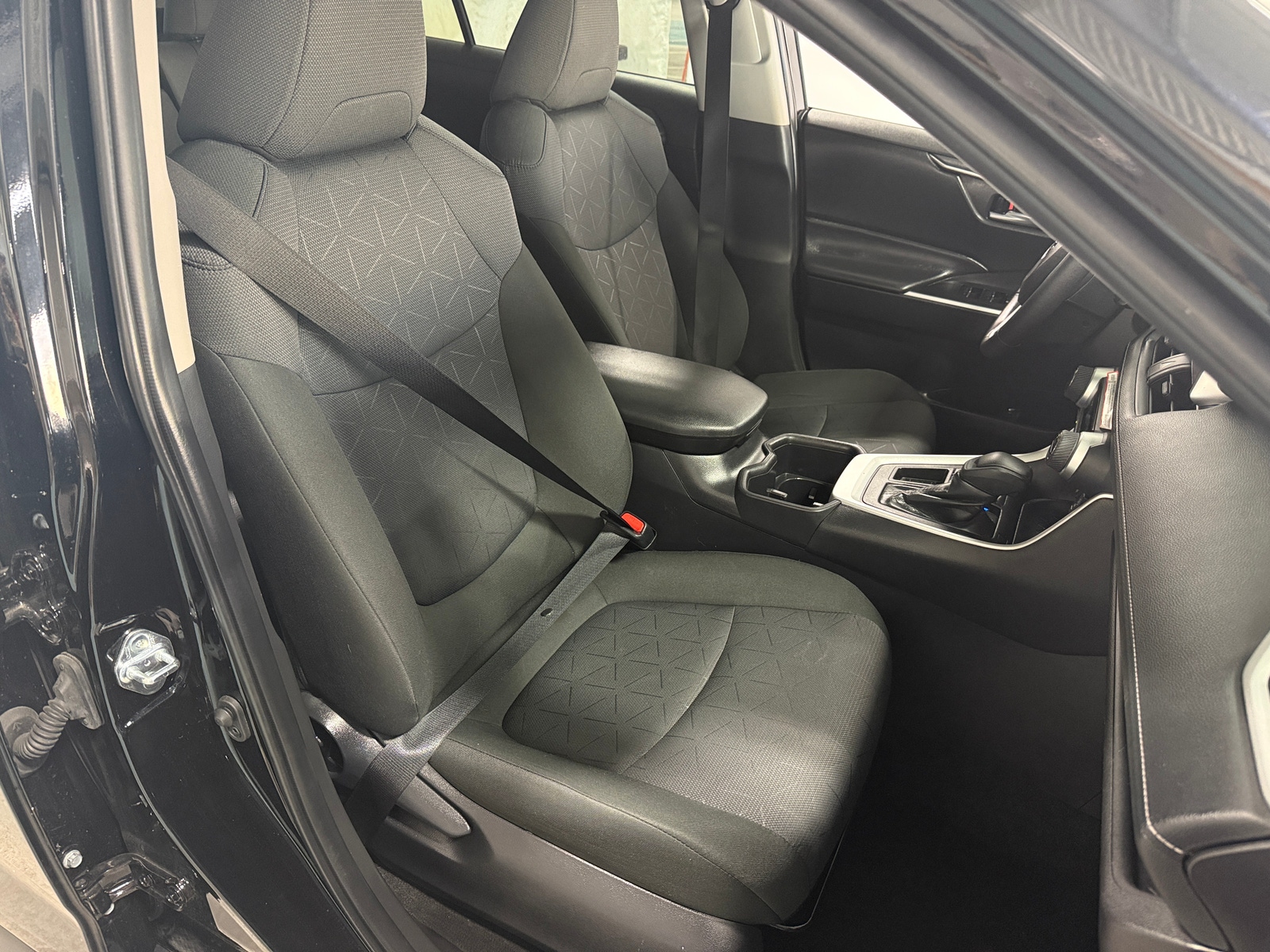 Thumbnail: 2025 Toyota RAV4 - 2