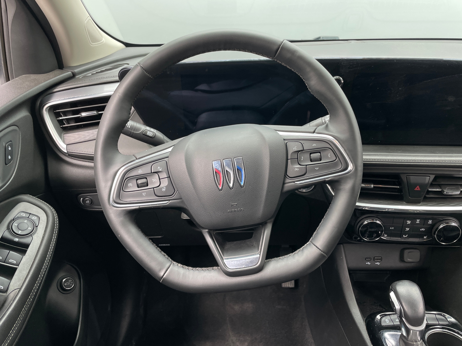 Thumbnail: 2024 Buick Encore GX - 4