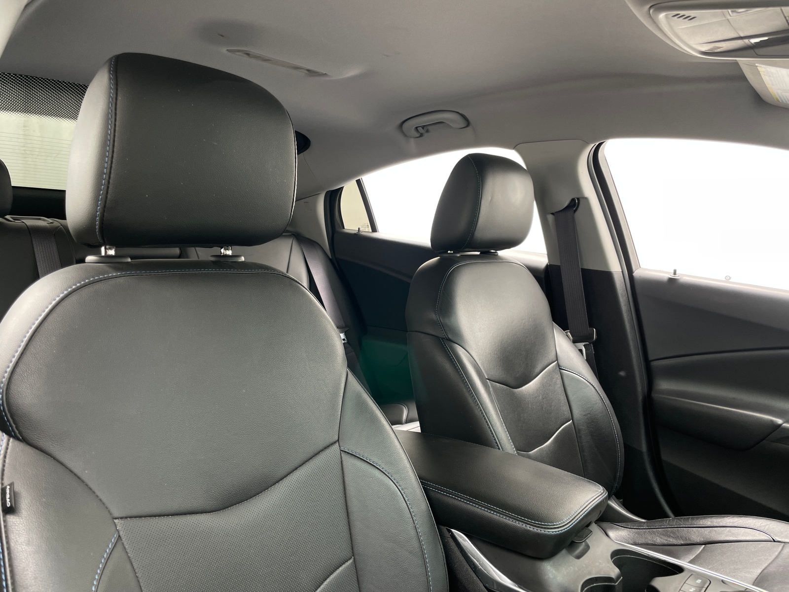 Thumbnail: 2017 Chevrolet Volt - 2