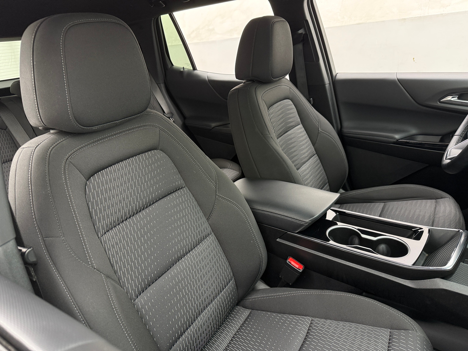 Thumbnail: 2025 Chevrolet Equinox - 2