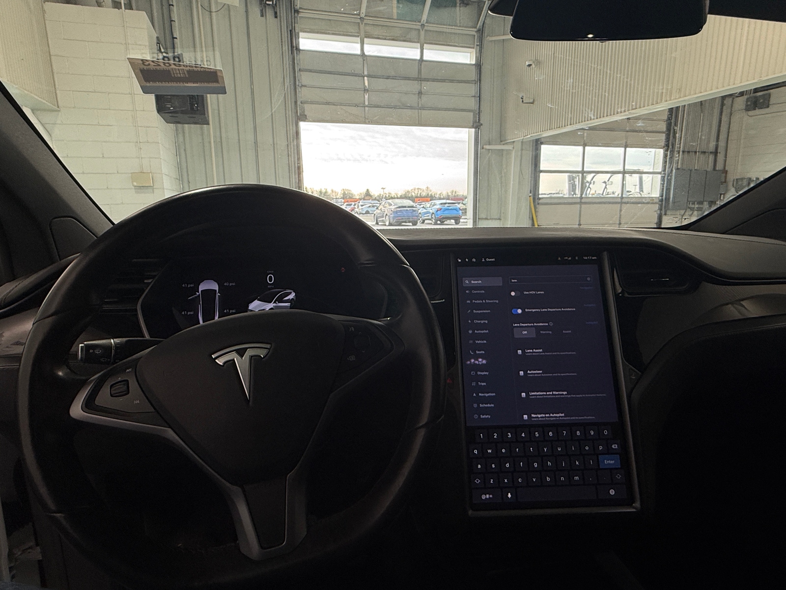 Thumbnail: 2018 Tesla Model X - 2